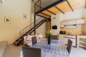 Interior - Apartment 'Anna' with Wi-Fi and Air Conditioning (alezio)