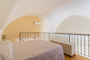 1 camera, Wi-Fi gratuito, lenzuola