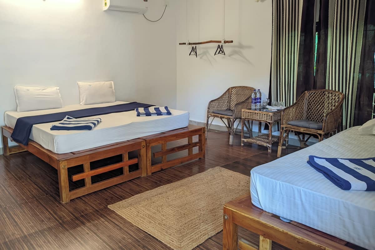 1 bedroom, free WiFi, bed sheets