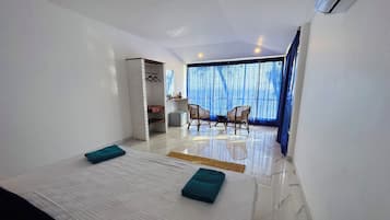 Habitación panorámica | 1 dormitorio, wifi gratis, ropa de cama