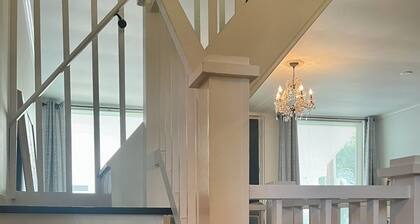 Beautifully updated riverside 1840 cottage on the bourbon trail near Danville