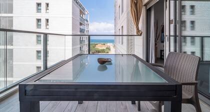 Beach Haven 3BR Apt by Sea N' Rent