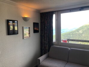 TV - Studio for 4 ppl - Direct ski access (Plagne Aime 2000)