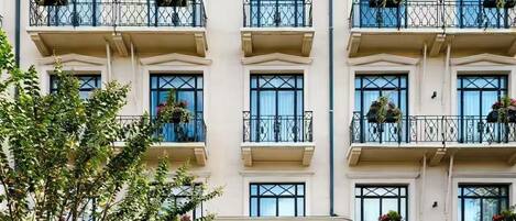 Facciata della struttura