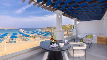 Junior Suite, 1 King Bed, Beach View | Terrace/patio