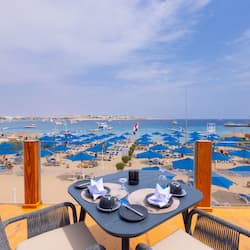 Free daily self-service breakfast
