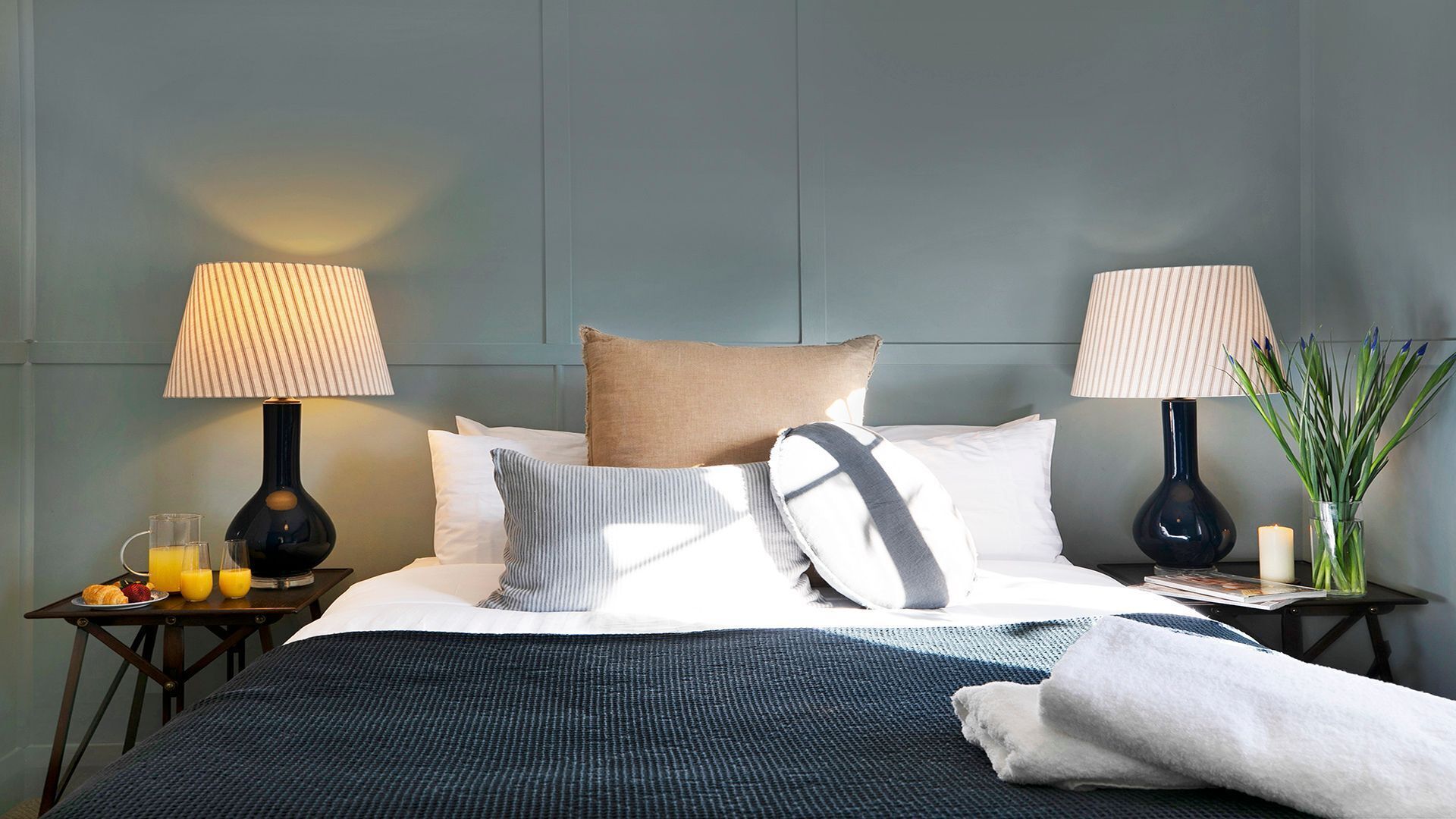 2 chambres, fer et planche à repasser, Wi-Fi, draps fournis