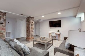 تلفزيون، مكتب