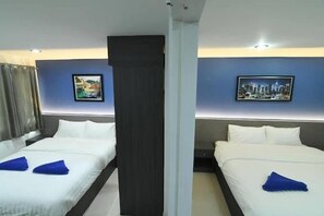 Family Double Room | Blackout drapes, free WiFi, bed sheets - Poonsuk Place Hotel (Bangkok)