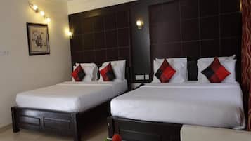 Executive Room | 1 bedroom, Egyptian cotton sheets, premium bedding, desk
