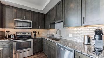 Fridge, microwave, oven, stovetop