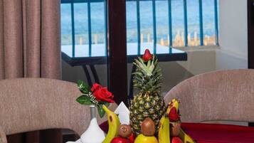 In-room safe, blackout drapes