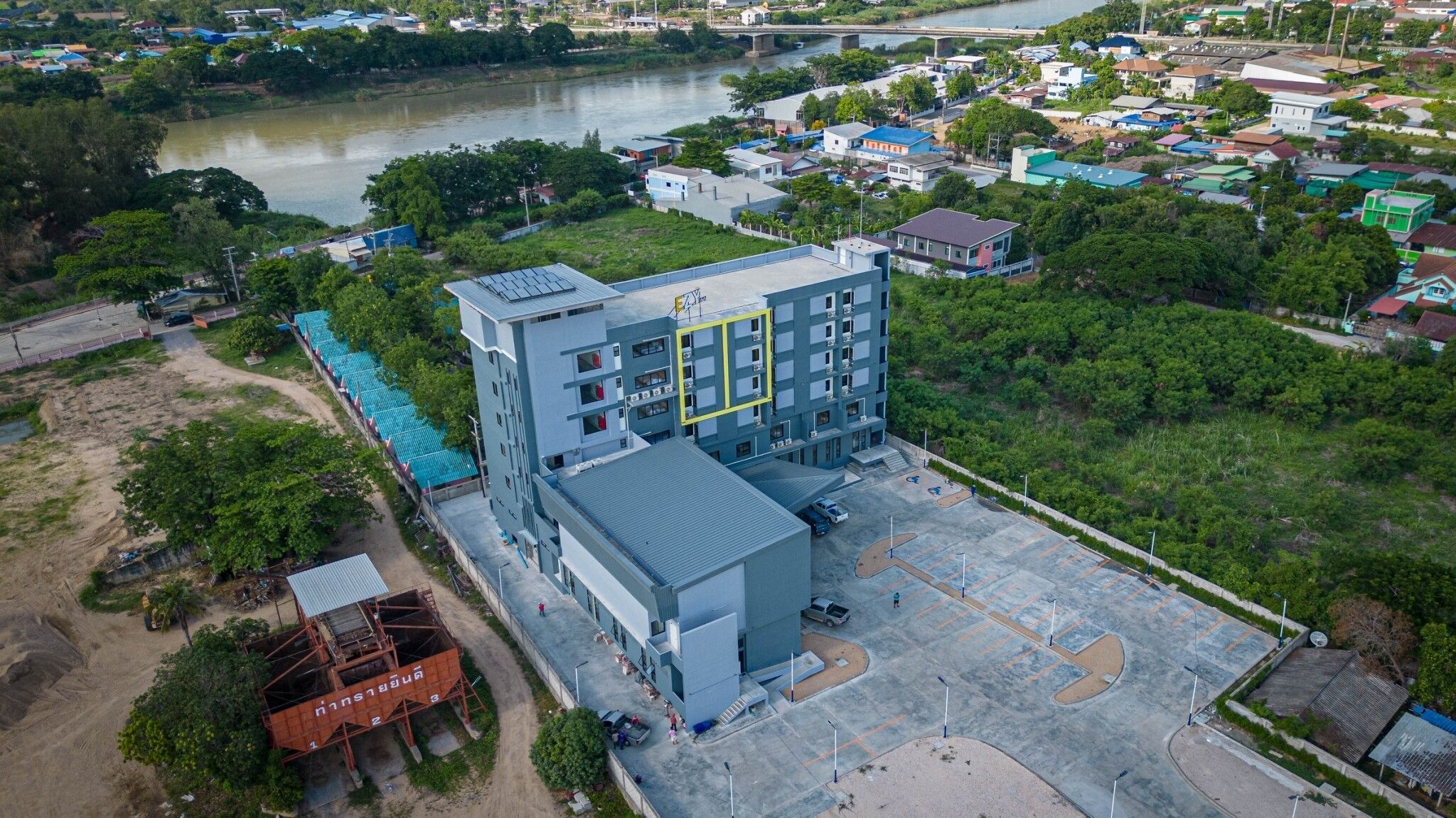 Bagian depan properti