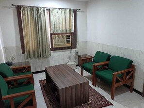 Business Room | In-room safe, desk, soundproofing, free WiFi - Hotel Orchid (Guwahati)