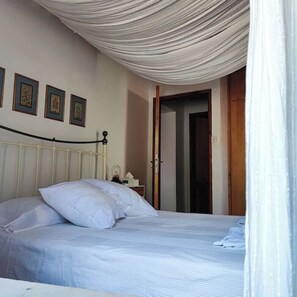 2 bedrooms