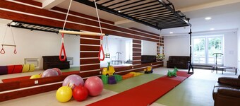 Confortable appartement pour 4 personnes avec bain à remous, WIFI et TV