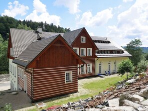 Exterior - Nice apartment for 4 people with WIFI, hot tub and TV (Jablonec Nad Nisou)