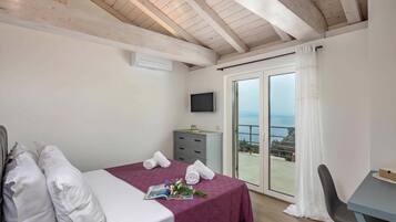 Family Villa, Multiple Bedrooms, Refrigerator & Microwave (Luxury Villa Dana Indoor Pool and) | 3 bedrooms, laptop workspace, bed sheets