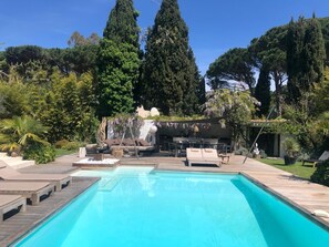 Outdoor pool, a heated pool - Artist's Villa · Heated Pool · Saint-Tropez · 10 guests (Saint-Tropez)