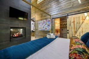 1 Schlafzimmer, Schreibtisch, Bügeleisen/Bügelbrett, Reisekinderbett