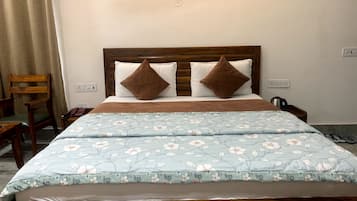 Deluxe Room | 1 bedroom, free WiFi, bed sheets