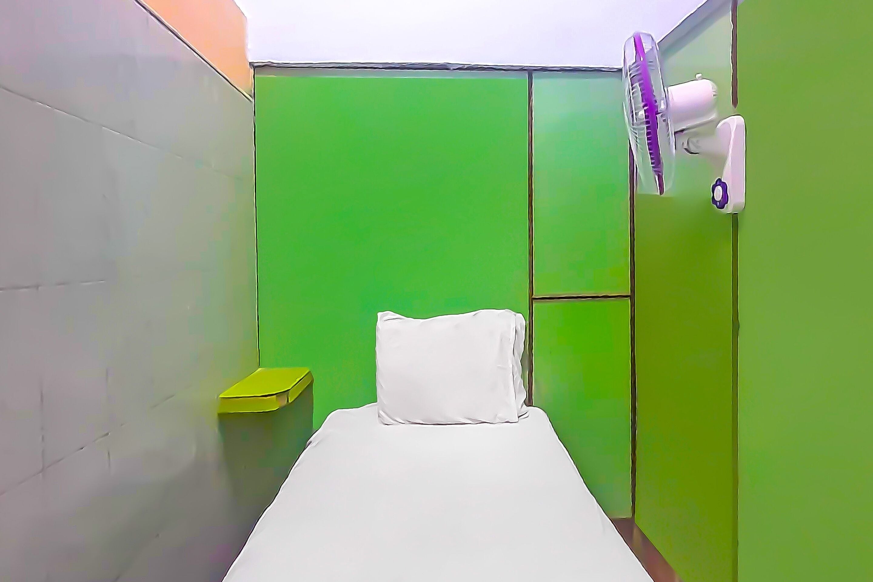 Foto - SPOT ON 92236 Kediri Family Homestay