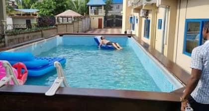 PhaGibs Inn
