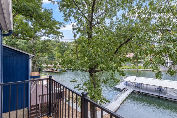 Property grounds - Our Cove Retreat - Perfect for Wave-Free Swimming, Tanning & Prime Location Fun! (Lake Ozark)