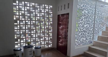 Hotel O Safira Guest House Danau Ranau