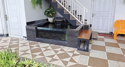 OYO 92520 Safira Guest House Danau Ranau