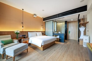Bed sheets - Holiday Inn Wuyi Mountain Water Village by IHG (Nanping)