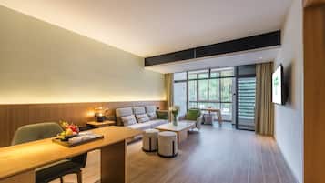 Suite, 1 King Bed | 1 bedroom, bed sheets