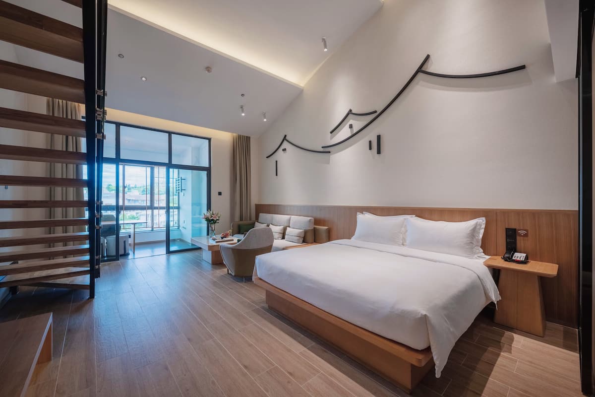 Suite, 2 Bedrooms | 1 bedroom, bed sheets