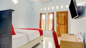 標準雙人房 | 書桌、手提電腦工作空間、免費 Wi-Fi、床單