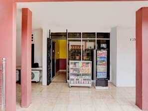 บริเวณภายนอก