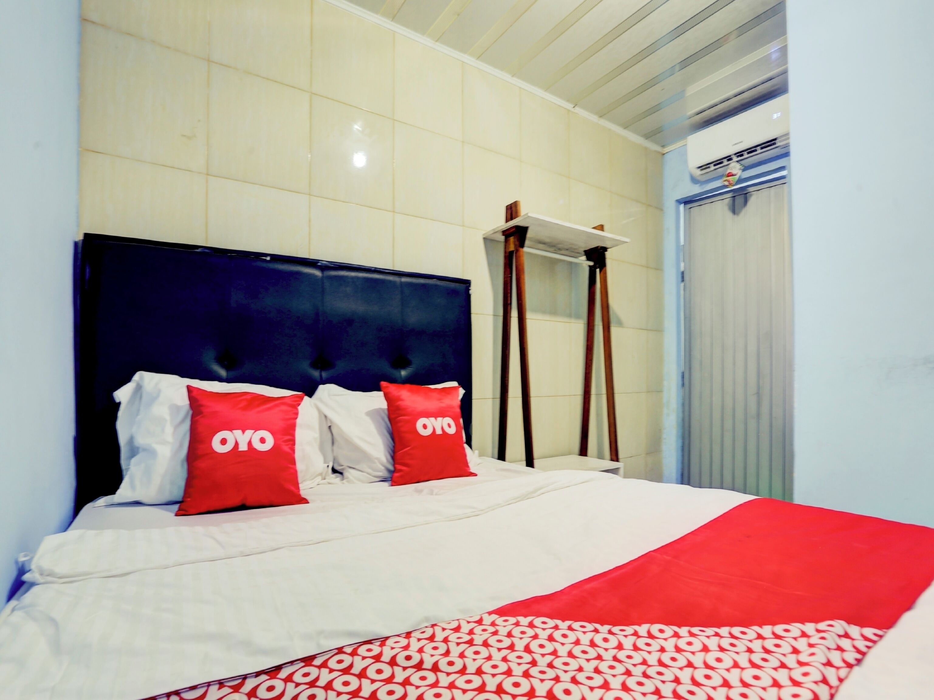 Standard Double Room | Free WiFi, bed sheets
