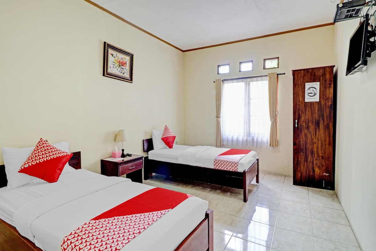 Deluxe Twin Room | 1 bedroom, desk, free WiFi, bed sheets