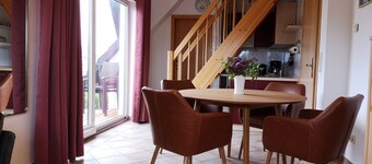 Beautiful apartment with 2 bedrooms, balcony and garden near the harbor