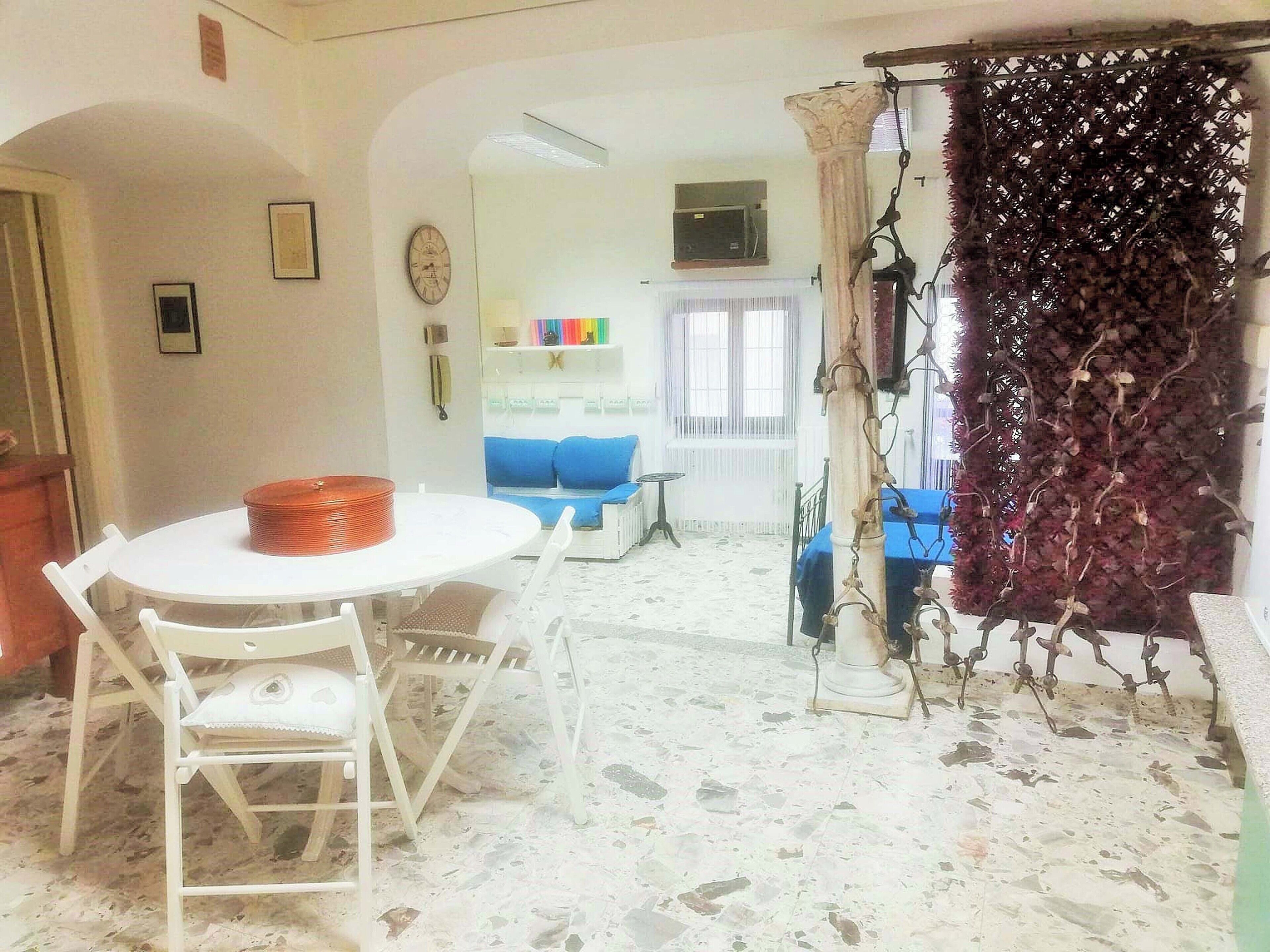 Villa Deluxe | Area soggiorno | Monitor per computer, stampante
