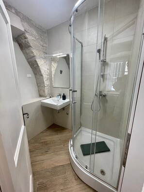 Bathroom - Dominium Premium Location Suites (Dubrovnik)