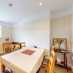Dining - 2BR Home w/Private Garden-Easy City Center Access (Oxford)