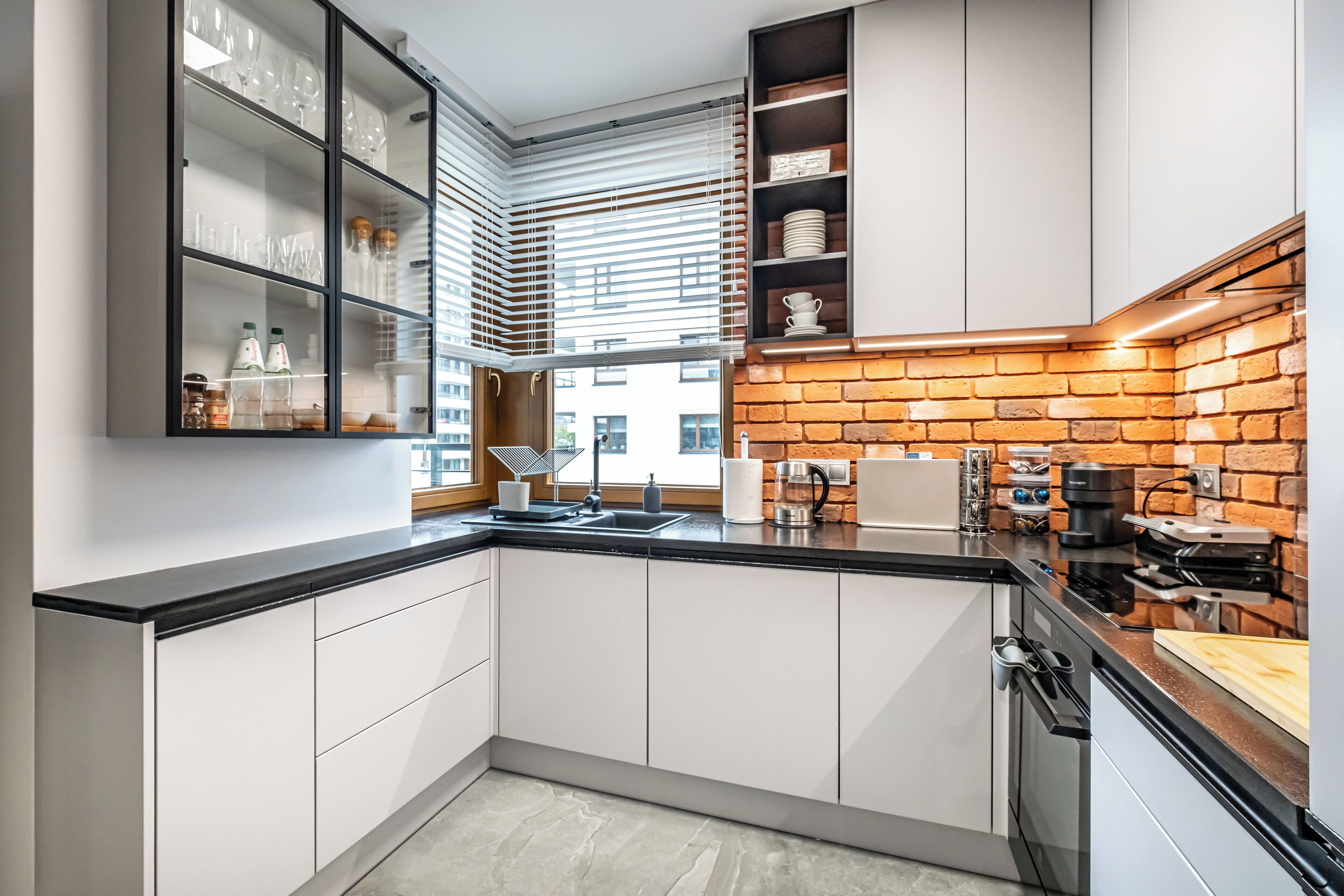 Fridge, oven, dishwasher, toaster