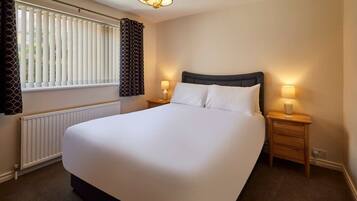 1 chambre, fer et planche à repasser, Wi-Fi gratuit, draps fournis