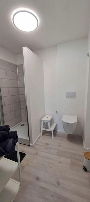 Handdoeken, toiletpapier