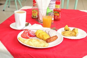 Gratis engelsk morgenmad hver dag