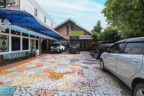 Front of property - OYO 2899 Ardilia Bandara Syariah (Jambi)