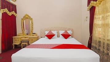 Economy Suite | Desk, free WiFi, bed sheets