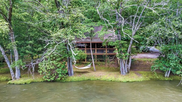 Property grounds - Seven's Secret - Riverside Vacation Home (McCaysville)