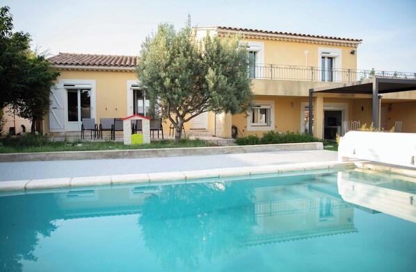 Piscine extérieure