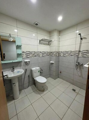 Towels, toilet paper